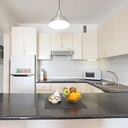 Apartmán Frente Al Mar - Terraza - Piscina - Playa 1 Min *