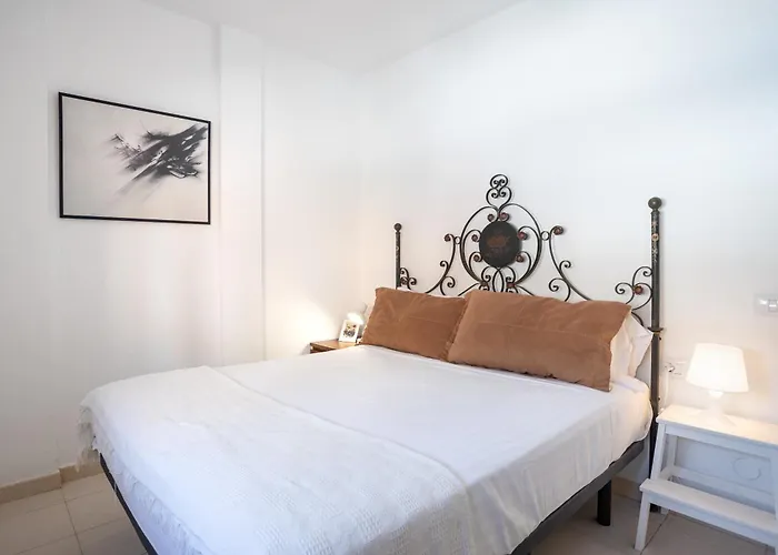 Frente Al Mar - Terraza - Piscina - Playa 1 Min *